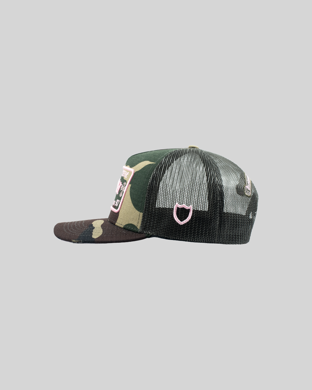 GORRA DOM APPAREL TRUCKER CAMO GREEN PINK