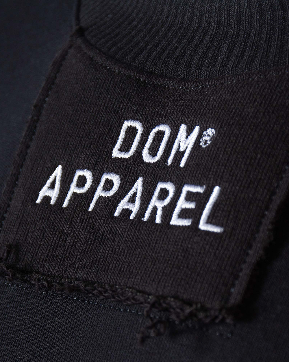 CAMISETA DOM APPAREL ESSENTIEL BLACK
