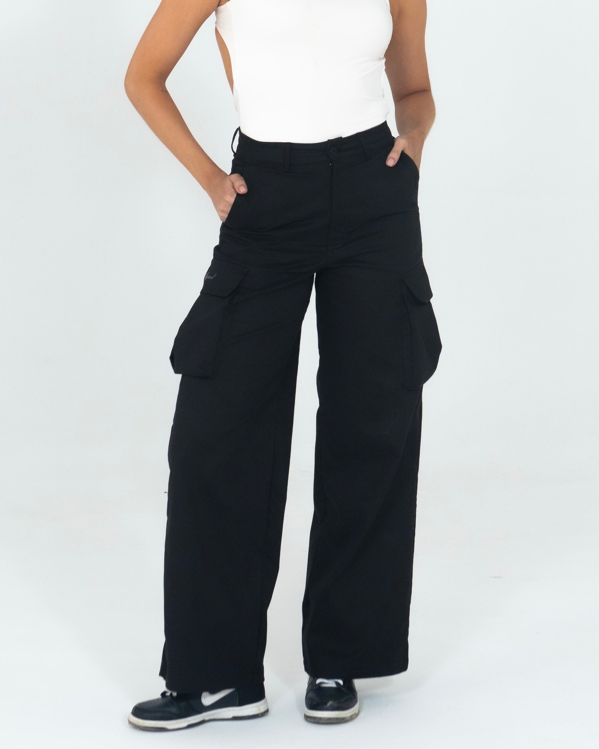 PANTALÓN CARGO DOM APPAREL ETERNAL BLACK